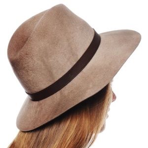 Frye Tan Addie Wool Fedora size Medium, Frye hat, Frye fedora, NEW, never worn